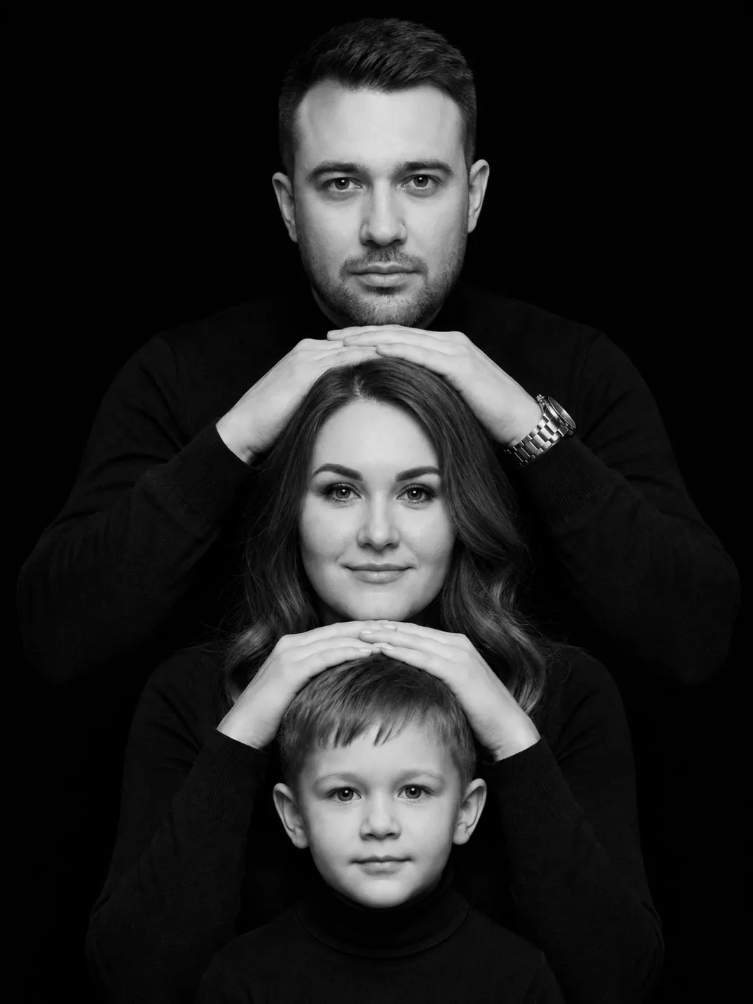 Портрет поколений на металле по разным фотографиям — результат обработки